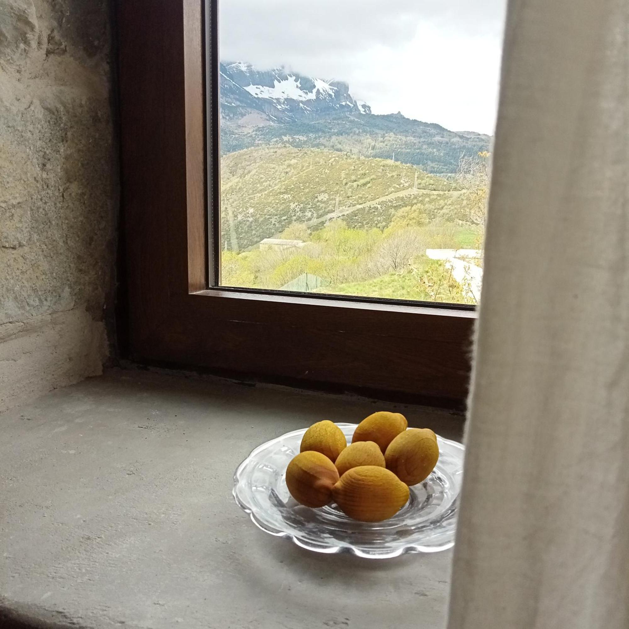 Suite En Cuadra Pajar, Casa Rural Hoz de Jaca Ngoại thất bức ảnh
